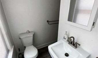 37 S 10th St 1, Allentown, PA 18102