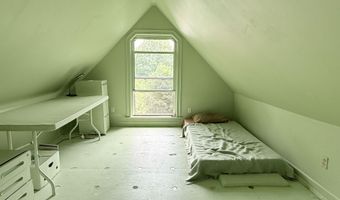 16 Washington St, Brattleboro, VT 05301