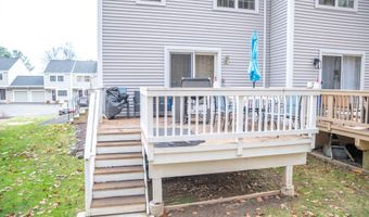 12 Eagle Rock Hl 12, Bethel, CT 06801