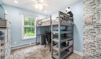 51 Paine Rd, Foster, RI 02825