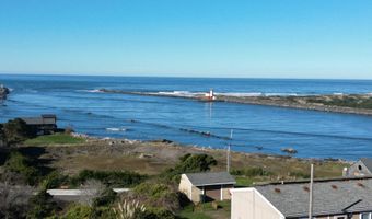 360 2ND St, Bandon, OR 97411