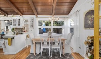 92 Turner Ave, Cranston, RI 02920