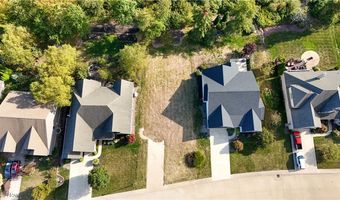 335 Copper Crk, Amherst, OH 44001