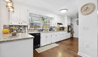 208 Huntington Dr, Anderson, SC 29625