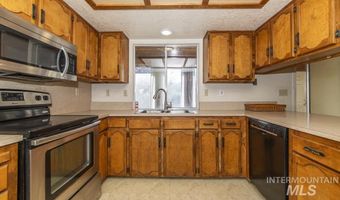 8211 W Cory Ct, Boise, ID 83704