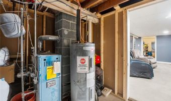 29 Dix Ave, Johnston, RI 02919