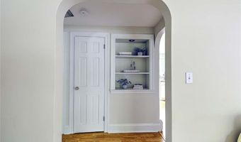 278 Sowams Rd, Barrington, RI 02806