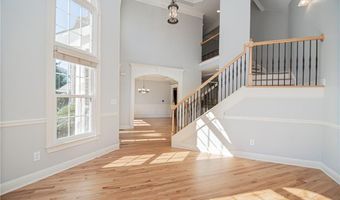4012 Erin Dr, Alpharetta, GA 30022