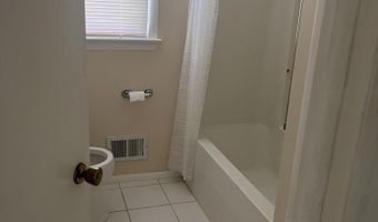 48 Burr St, Barnegat, NJ 08005