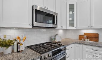 2562 Roseview Ln, Charlotte, NC 28205