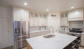 4900 Torcello Dr, Ammon, ID 83406