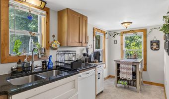 691 Eastern Ave, Augusta, ME 04330