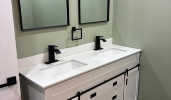 812 Dant Blvd, Bicknell, IN 47512