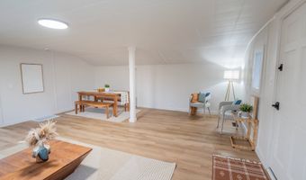 210 DORRIS St, Springfield, OR 97477