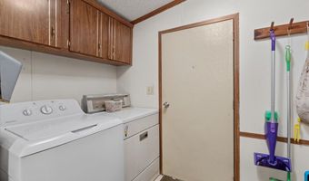 3670 25th Cir, Bell, FL 32619