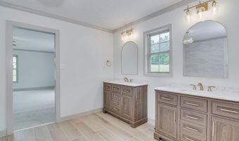 12 Mountain Laurel Dr, Aiken, SC 29801