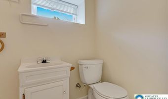 1842 Glacier Dr, Tunkhannock, PA 18610