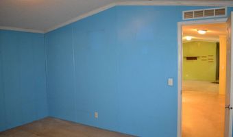 305 N Eighth St, Albion, IL 62806