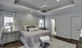 216 Emerald Cir, Brandon, MS 39047
