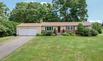20 Club Ln, Cheshire, CT 06410