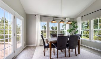 41833 WALDEN KNOLL Ct, Aldie, VA 20105