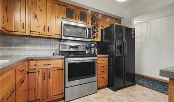 2216 N Medina Line Rd, Akron, OH 44333