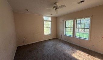 402 E College St, Altus, AR 72821