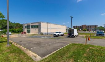 7409 LITTLE RIVER Tpke, Annandale, VA 22003