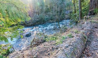 62194 E SALMON St, Brightwood, OR 97011