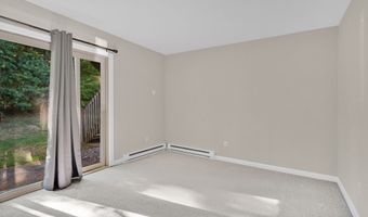 424 Emmett St APT K, Bristol, CT 06010