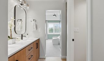 218 Chesapeake Dr, Adams Twp., PA 15044