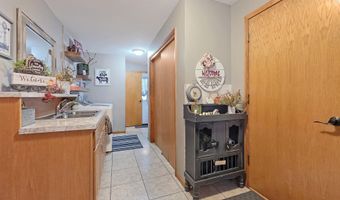 17431 300Th St, Aplington, IA 50604