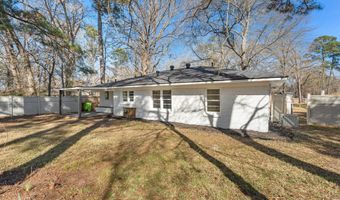 1211 Lee St, Benton, LA 71006