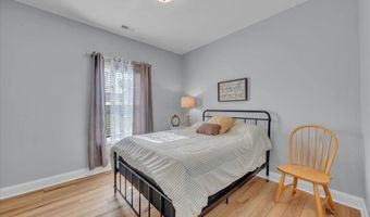 5835 Bay Village Dr 101, Athens, AL 35611