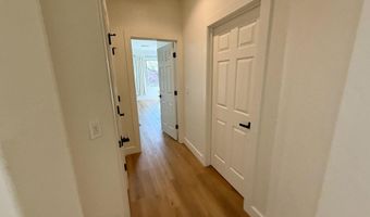 1839 W Owens Way, Anthem, AZ 85086
