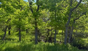 905 N 100 Rd, Baldwin City, KS 66006