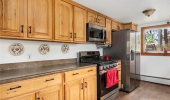 409 Summit Rd, Exeter, RI 02822