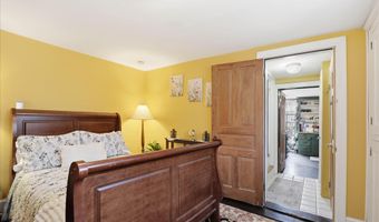 144 W MAIN St, Adamstown, PA 19501