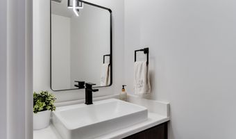 967 S 66TH Pl, Springfield, OR 97478