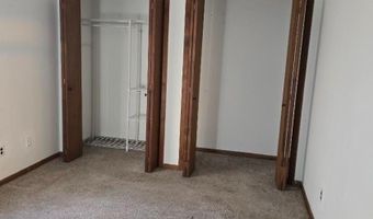 8 Steamboat Dr 11, Alloway, NJ 07462