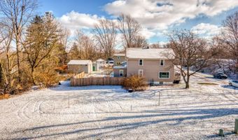 389 Seeley Ave, Amherst, OH 44001