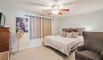 15 W Meadow Dr, Albany, NY 12203