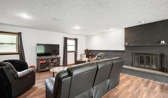 5631 N Olivia Dr, Alexandria, IN 46001