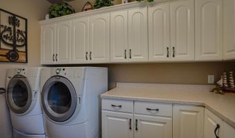 1700 Riverwood Dr, Bismarck, ND 58504