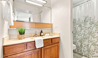 98-1038 Moanalua Rd 7-804, Aiea, HI 96701