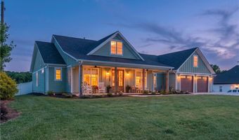 107 Meeting House Ln, Advance, NC 27006