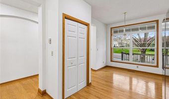 15156 Dundee Ave, Apple Valley, MN 55124