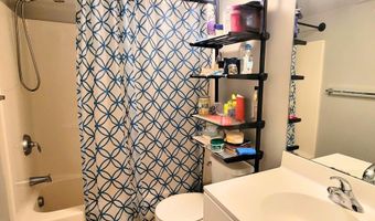 3250 Fairfield Ave APT 210, Bridgeport, CT 06605