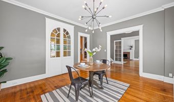 677 17TH St, Astoria, OR 97103