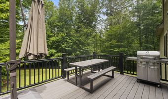28 Hoop Pole Hill Rd, Chester, CT 06412